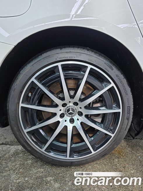 Mercedes-Benz EQS 2023