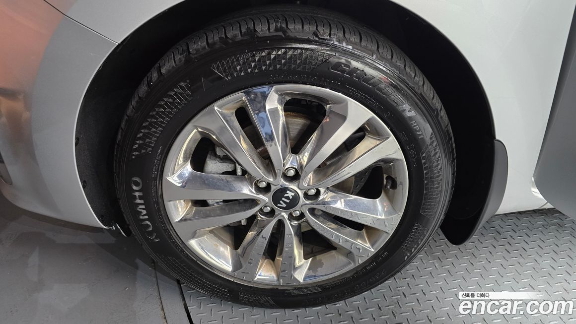 Kia Canival 2015