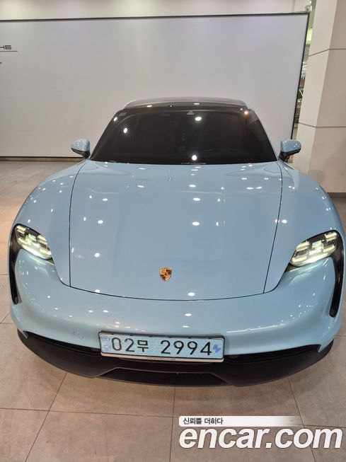 Porsche Taycan 2024