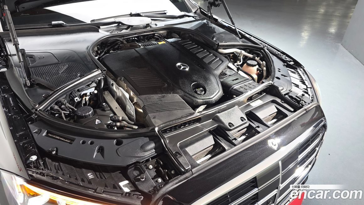 Mercedes-Benz S-Class 2022