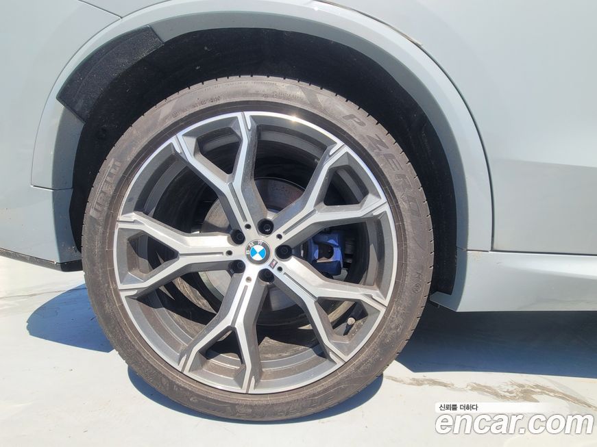 BMW X5 2025