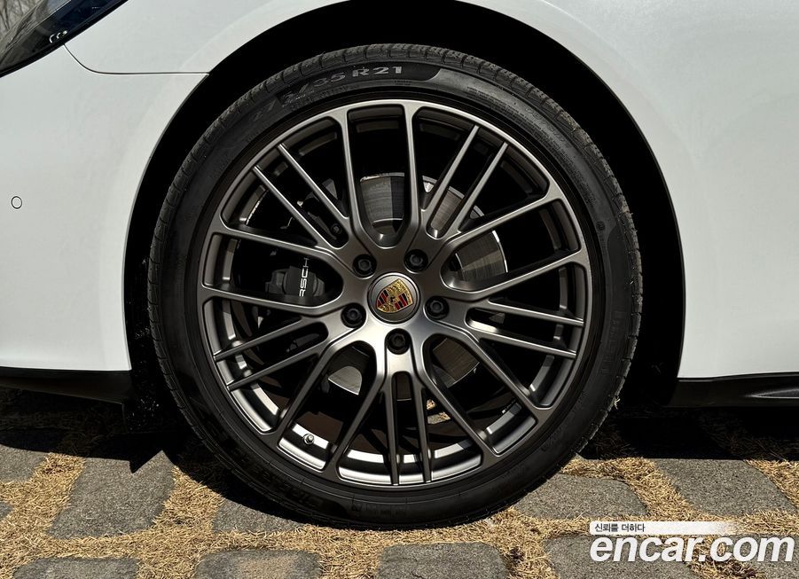 Porsche Panamera 2022