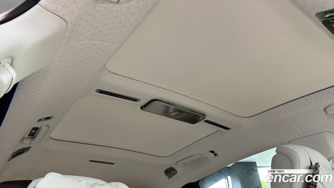 Mercedes-Benz S-Class 2023