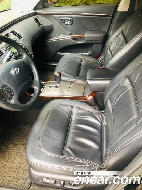 Hyundai Grandeur 2010