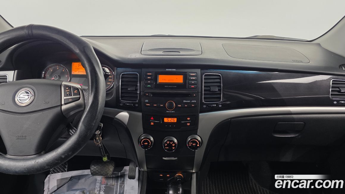 KG_Mobility_Ssangyong KORANDO 2012