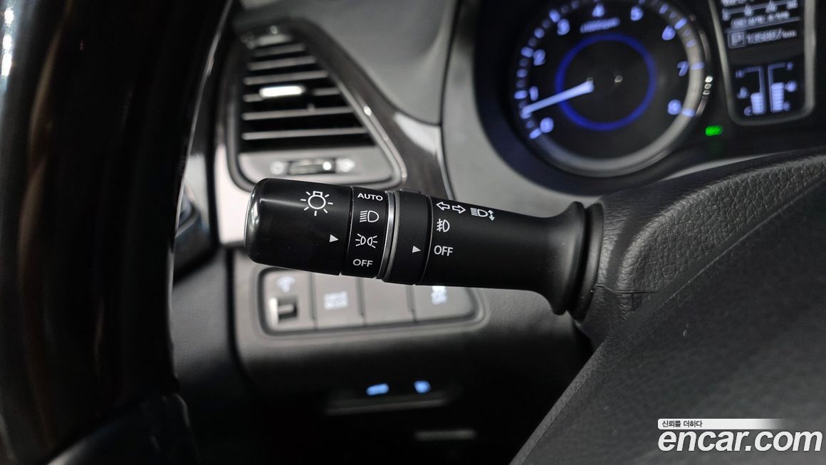 Hyundai Grandeur 2016