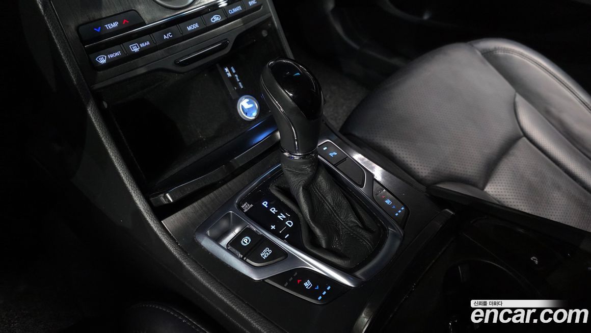 Hyundai Grandeur 2016