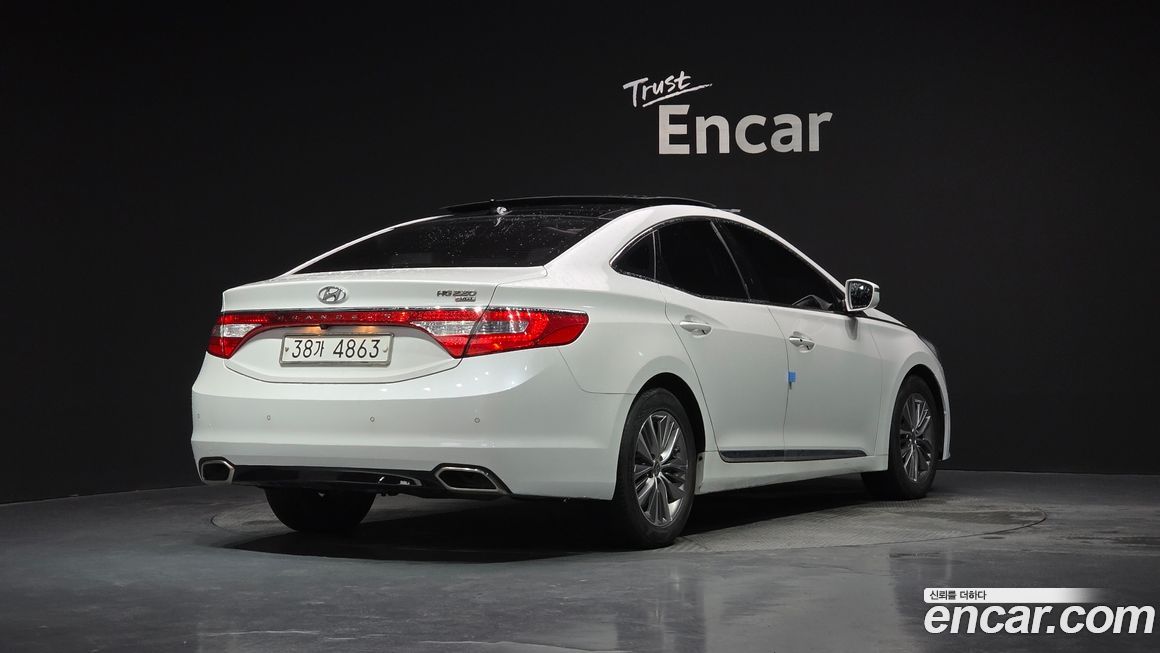 Hyundai Grandeur 2015