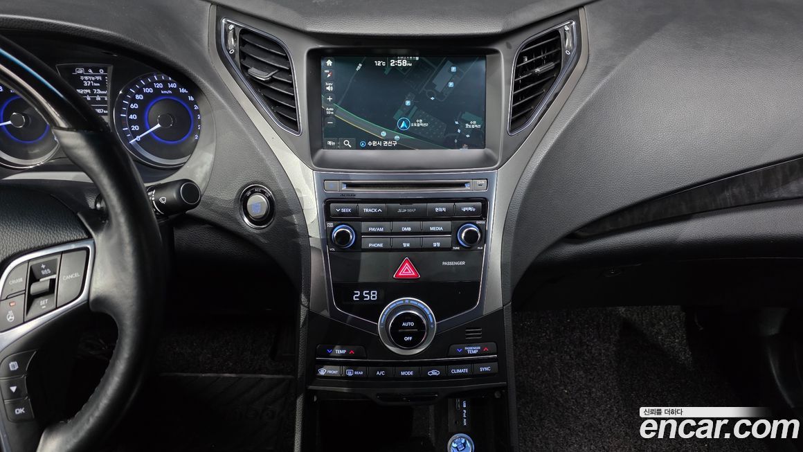 Hyundai Grandeur 2016