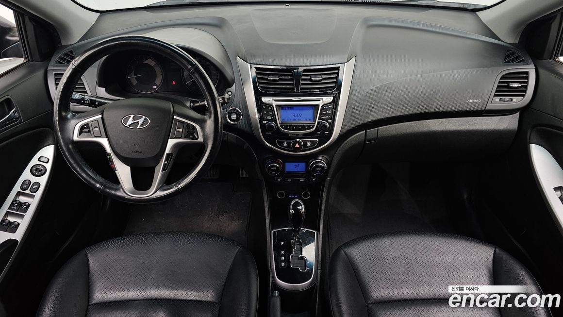 Hyundai Accent 2014