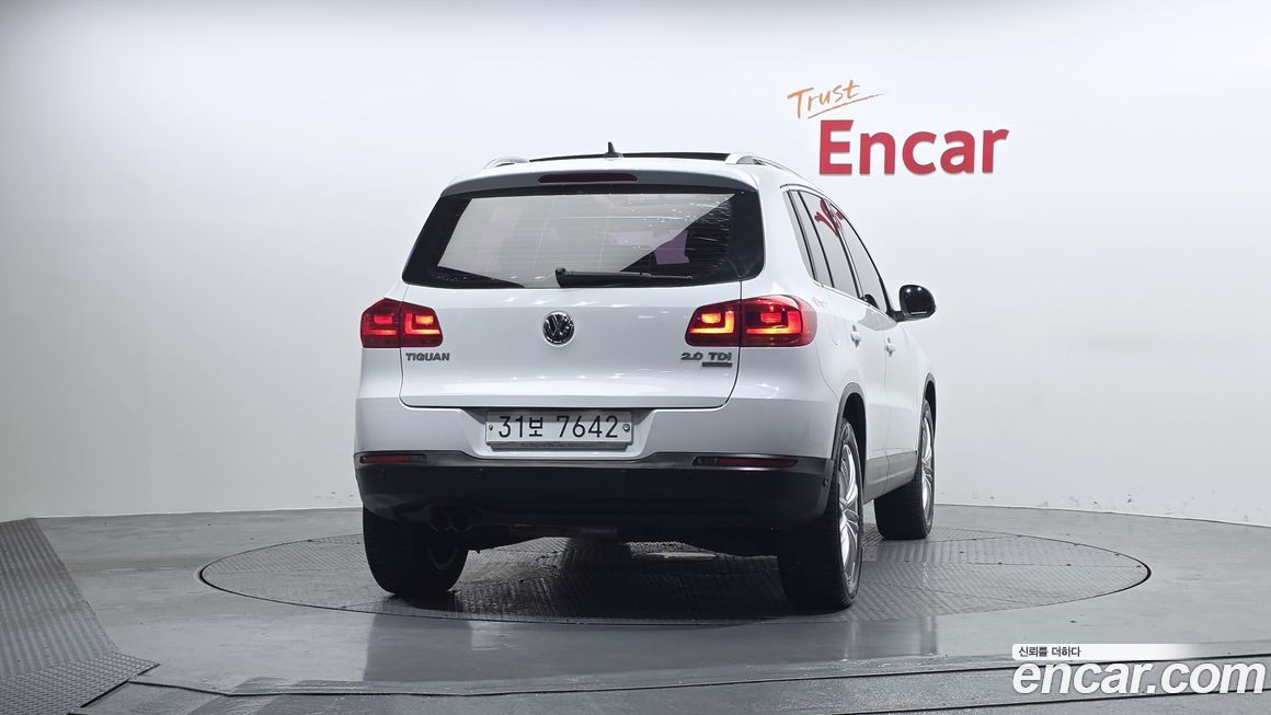 Volkswagen Tiguan 2015
