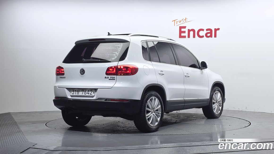 Volkswagen Tiguan 2015