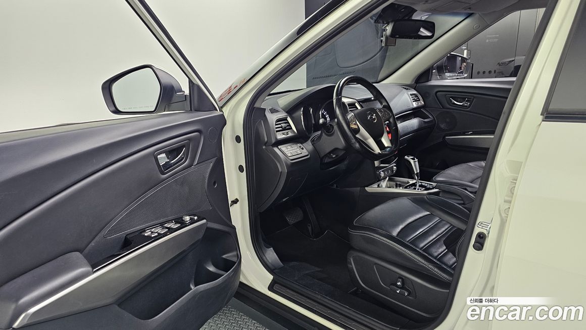 KG_Mobility_Ssangyong TIBOLI 2015