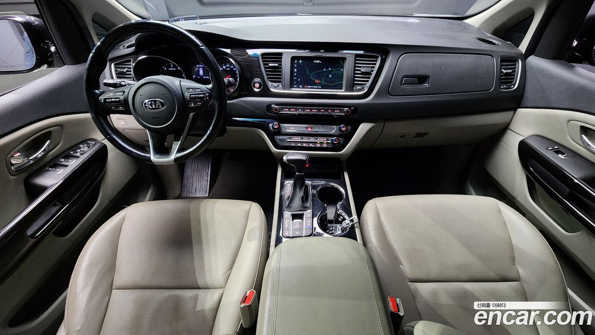 Kia Canival 2019