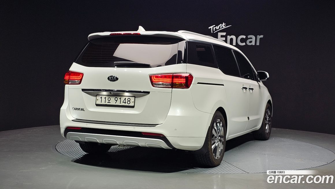 Kia Canival 2016