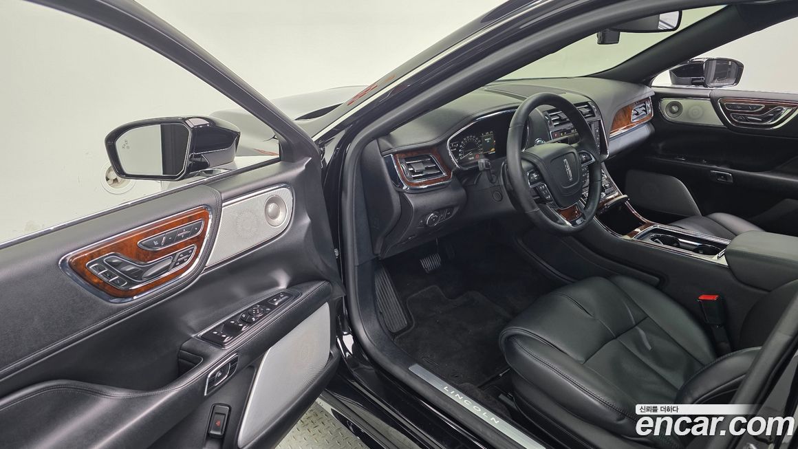 Lincoln Continental 2017