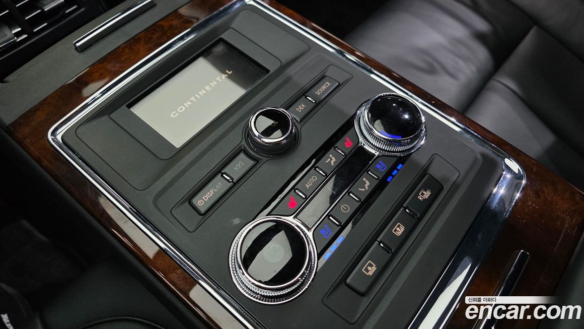 Lincoln Continental 2017