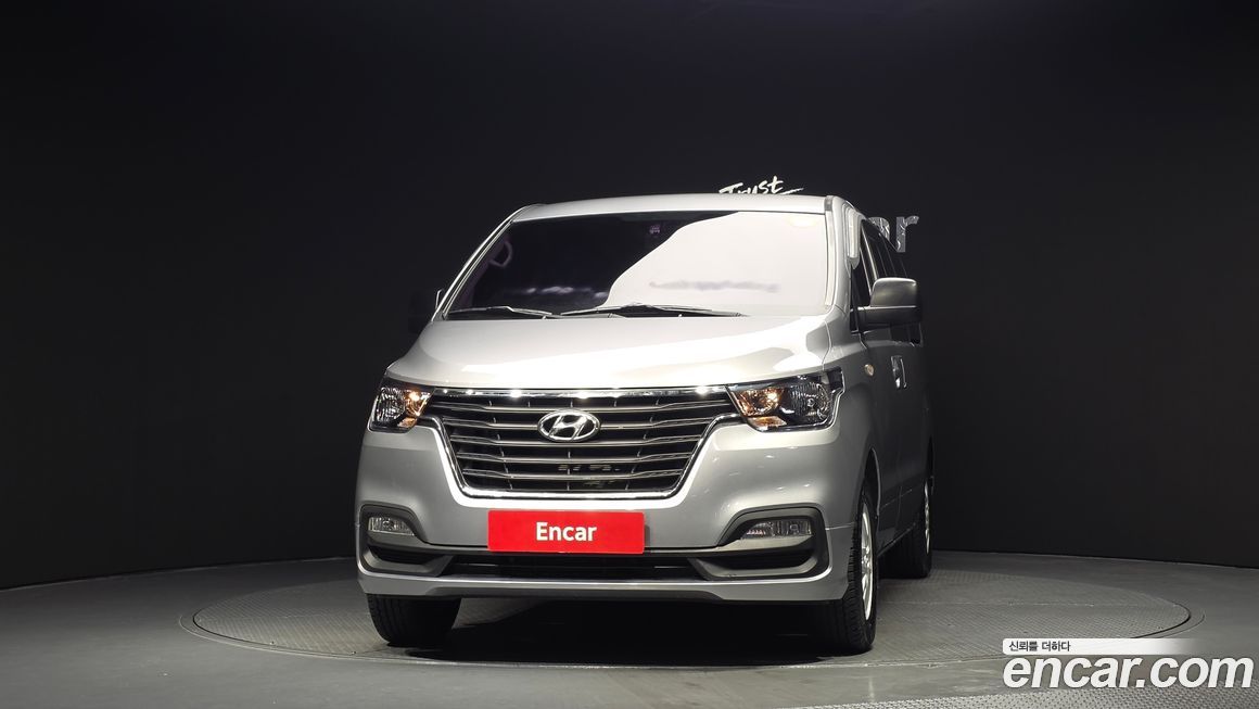 Hyundai Starex 2019