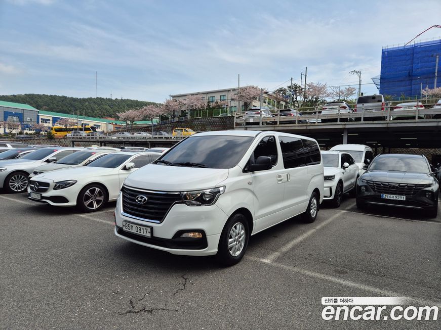 Hyundai Starex 2019
