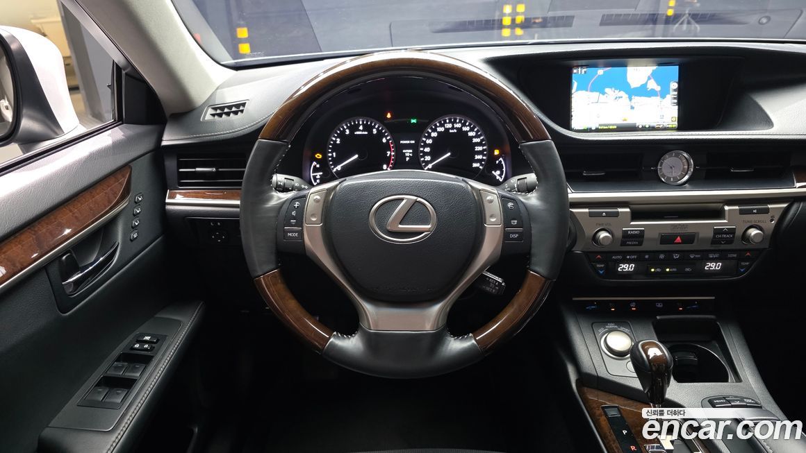 Lexus ES 2014