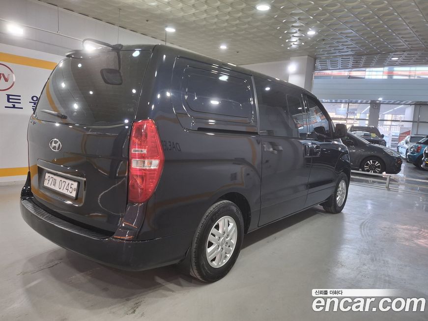 Hyundai Starex 2020