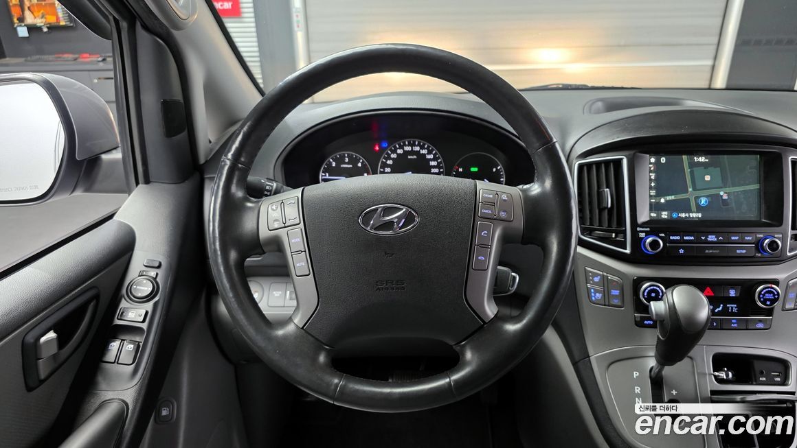 Hyundai Starex 2018