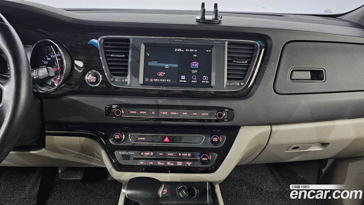 Kia Canival 2019