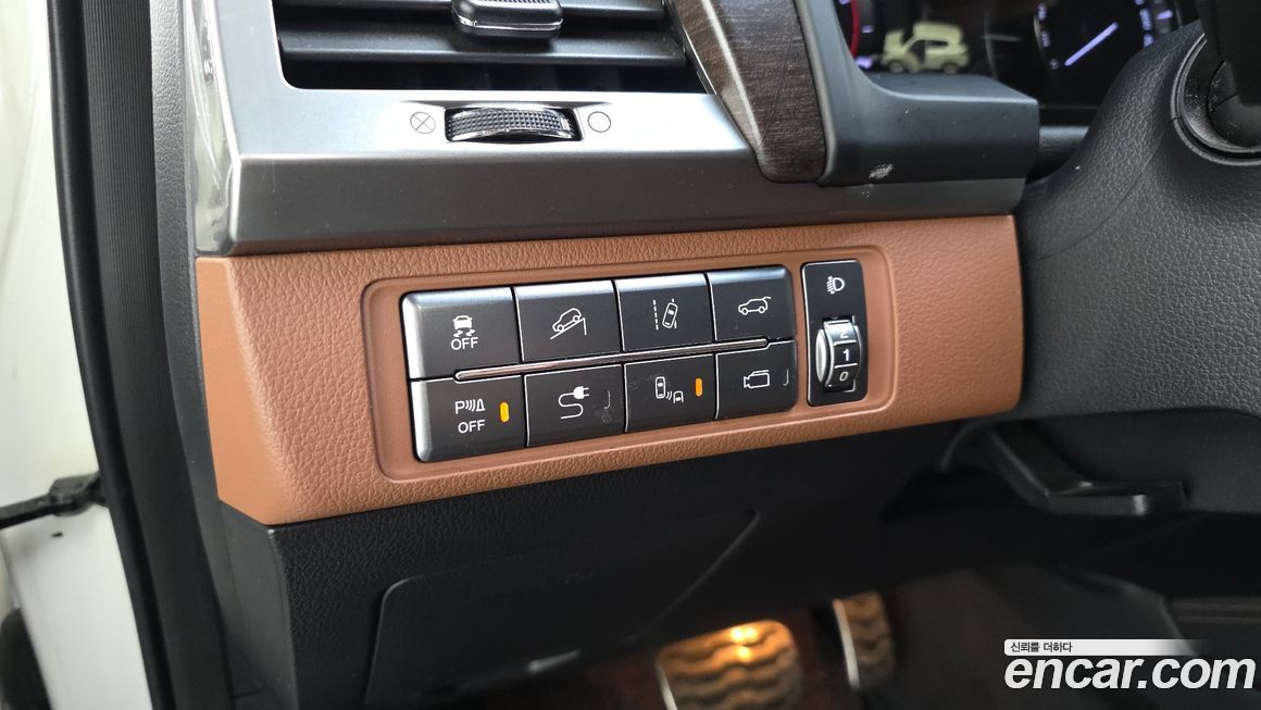 KG_Mobility_Ssangyong Rexton 2019