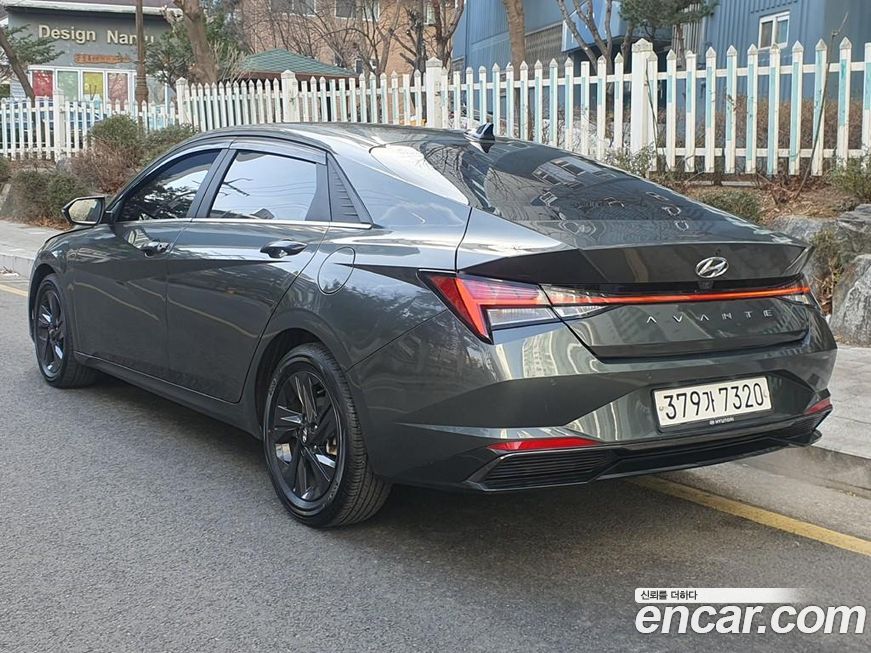Hyundai AVANTE 2021