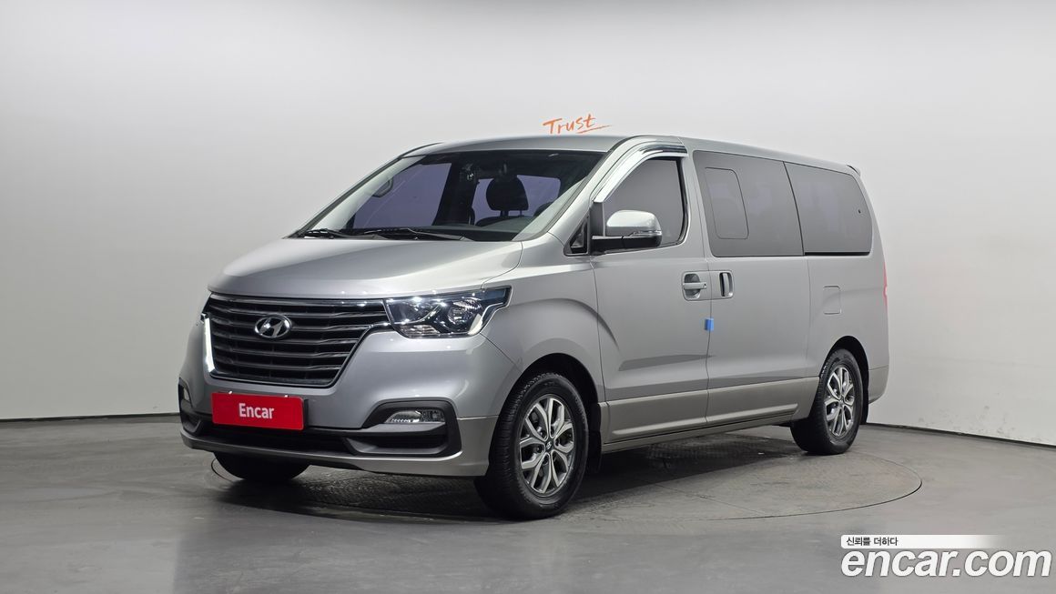 Hyundai Starex 2018