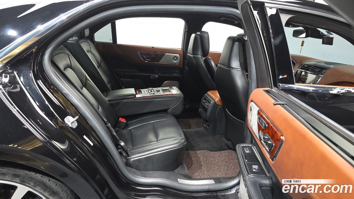 Lincoln Continental 2017