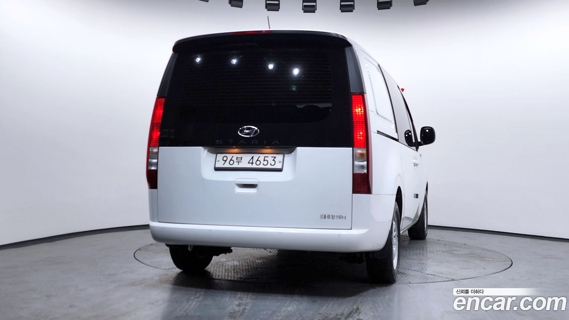 Hyundai Staria 2022