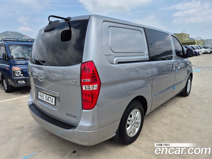 Hyundai Starex 2019