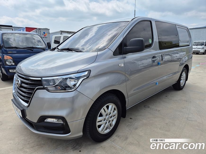 Hyundai Starex 2019