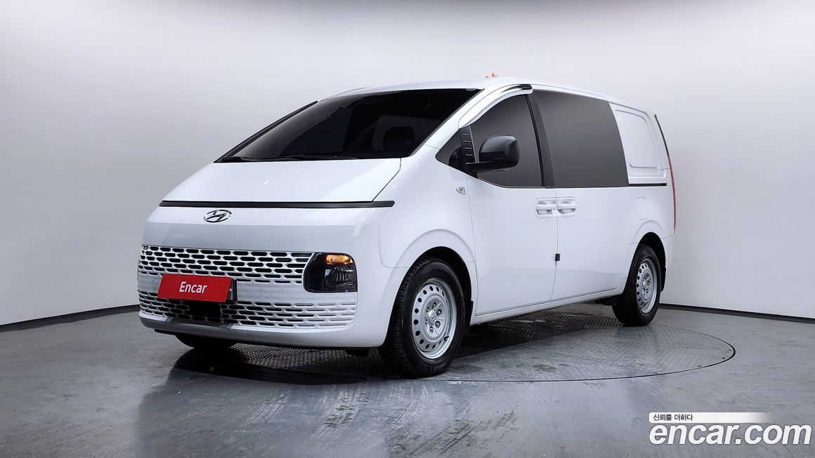 Hyundai Staria 2022