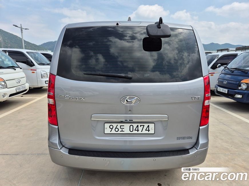Hyundai Starex 2019
