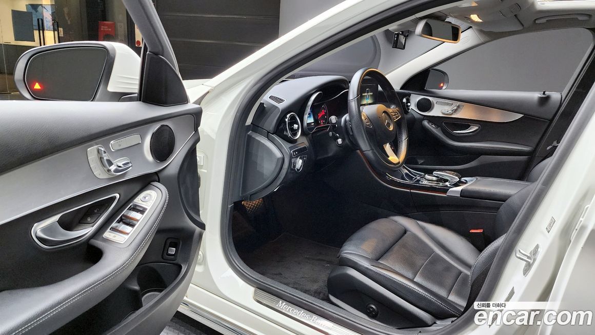 Mercedes-Benz C-Class 2016