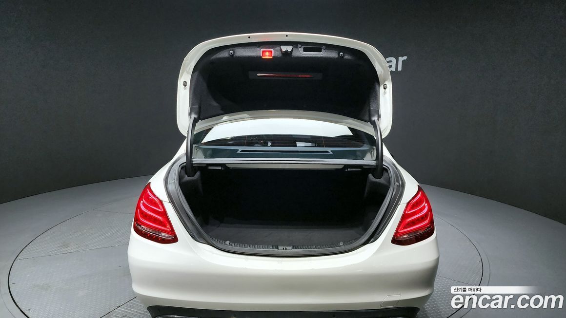 Mercedes-Benz C-Class 2016