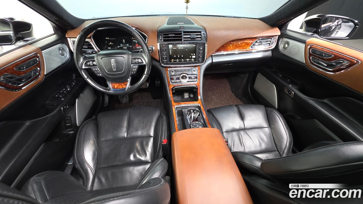 Lincoln Continental 2017