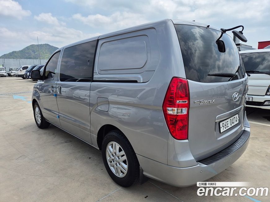 Hyundai Starex 2019
