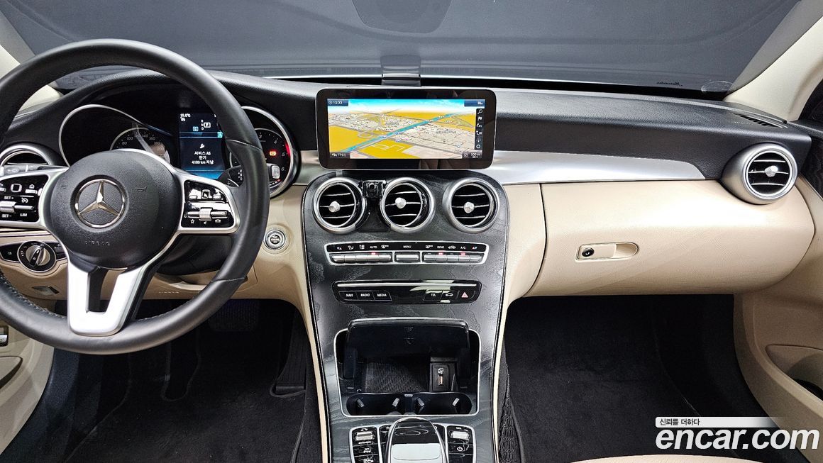 Mercedes-Benz C-Class 2019