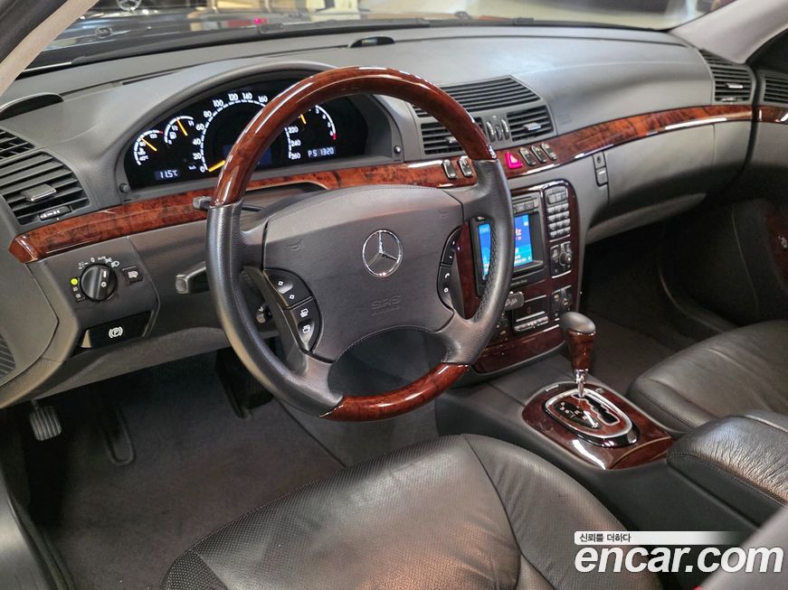 Mercedes-Benz S-Class 2001