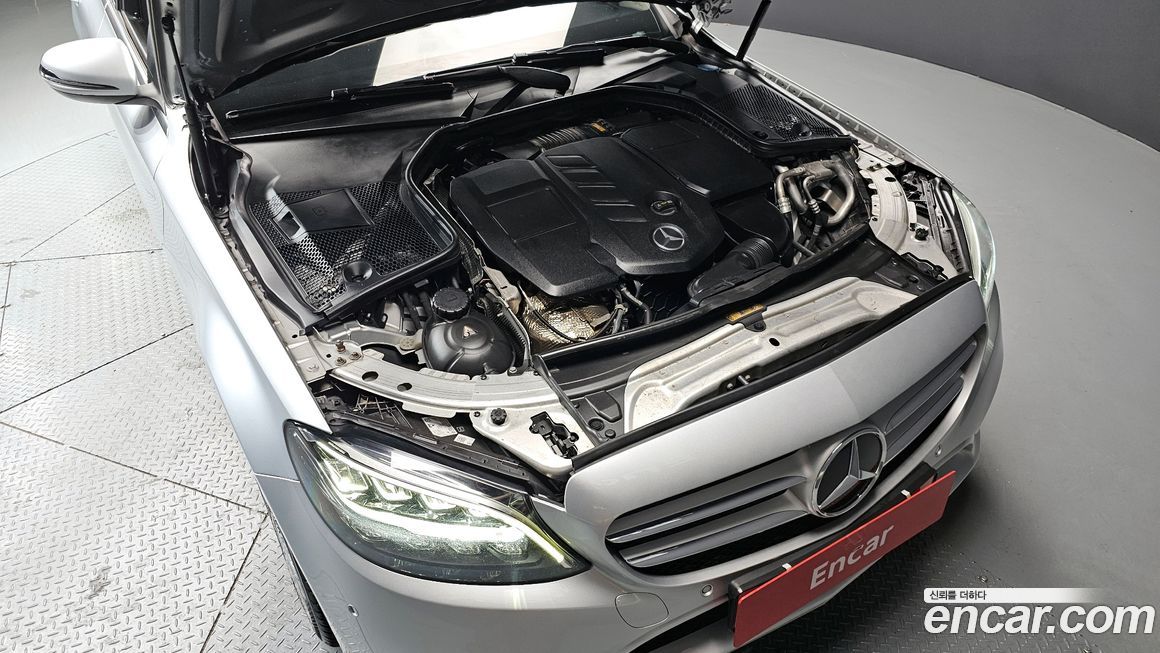 Mercedes-Benz C-Class 2019