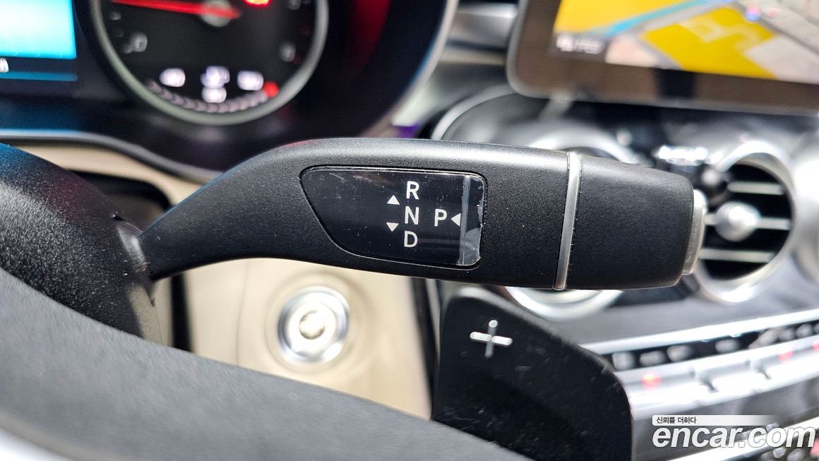 Mercedes-Benz C-Class 2019