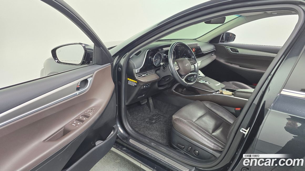 Hyundai Grandeur 2020