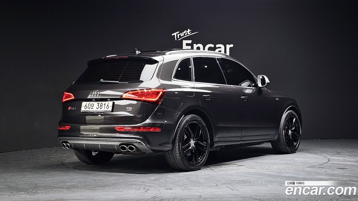 Audi SQ5 2014