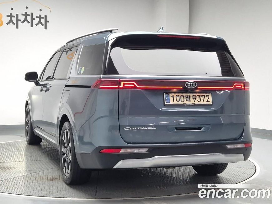 Kia Canival 2021