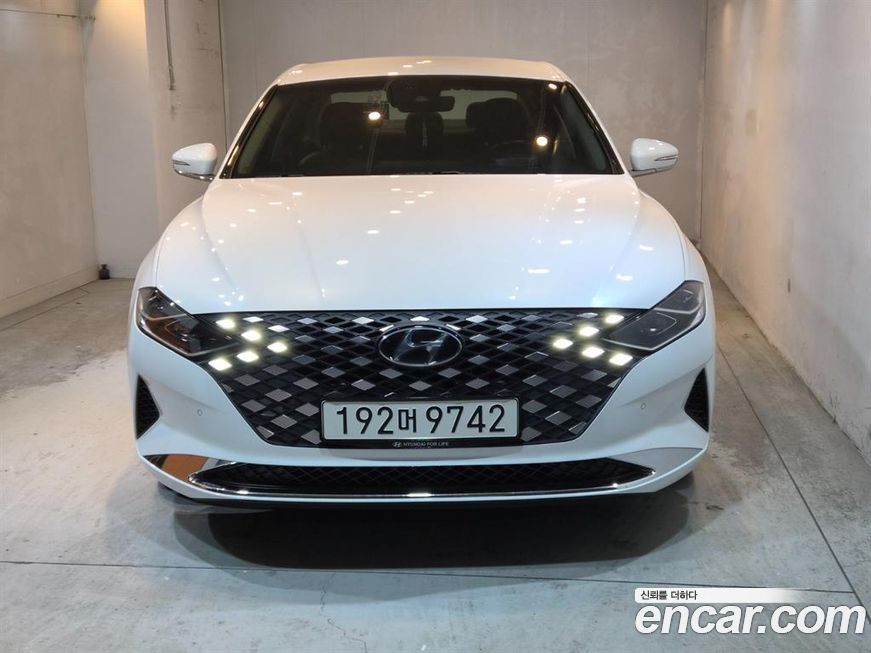 Hyundai Grandeur 2021