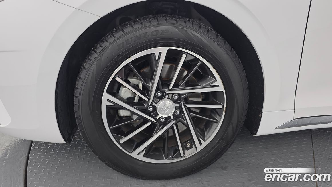 Hyundai Grandeur 2021