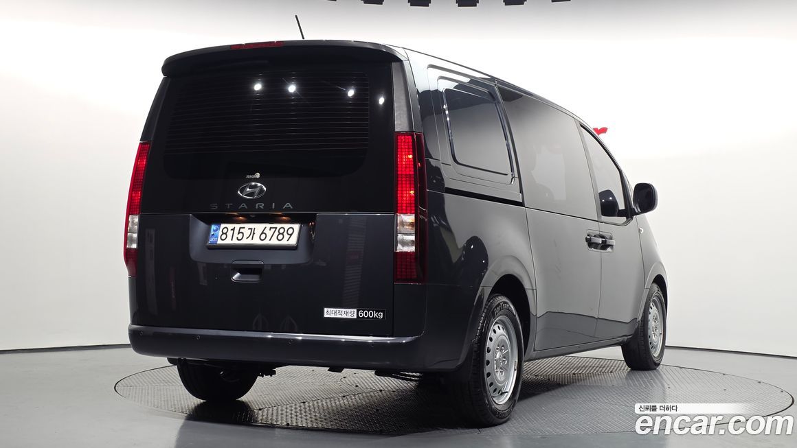 Hyundai Staria 2023